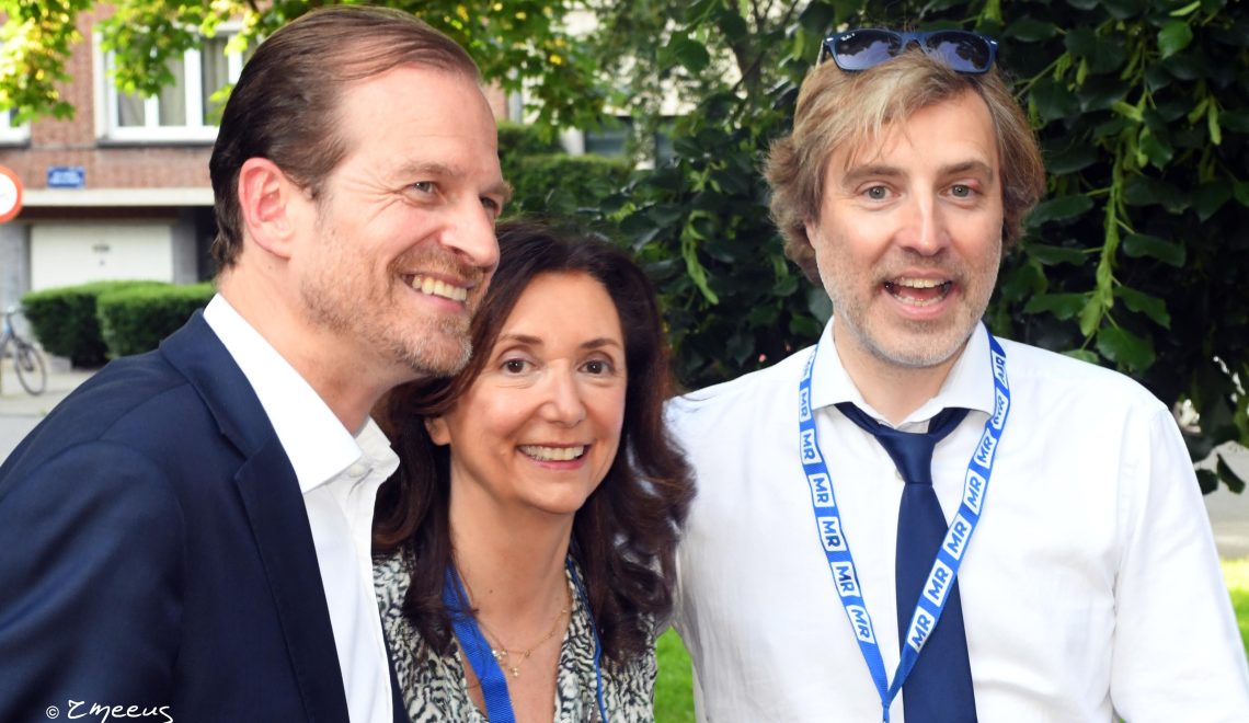Uccle et Ixelles réunies autour des citoyens : un apéro-rencontre au cœur de la place Guy d’Arezzo
